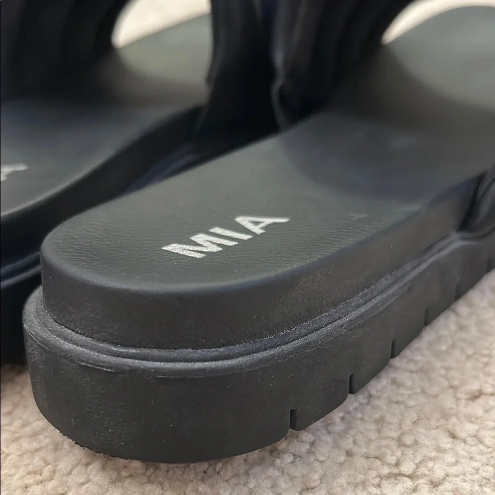 MIA Black Sandals Minimalist Design | Size 10